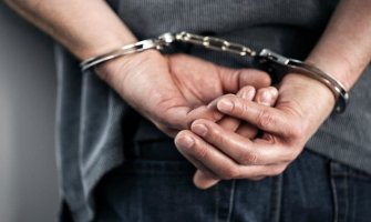 Uhapšene dvije osobe zbog falsifikovanja isprave i nedozvoljenog prelaza granice