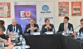 Božović: Mladi bitni za proces EU integracije