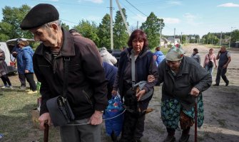 Evakuacija u Harkivu dok ruske snage napadaju sjeveroistočnu Ukrajinu