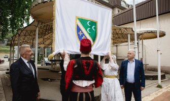 U Rožajama svečano obilježen Dan bošnjačke zastave
