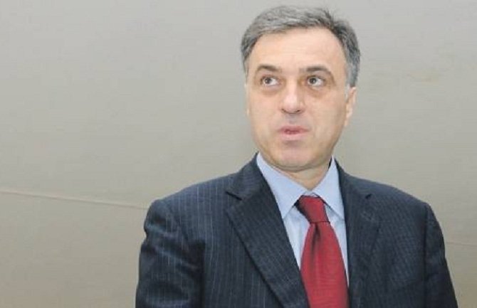 Vujanović: Zukorlić ne može djelovati u Crnoj Gori