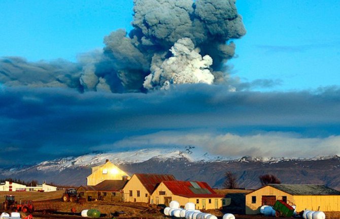 Evropa u strahu, u toku erupcija islandskog vulkana ? 