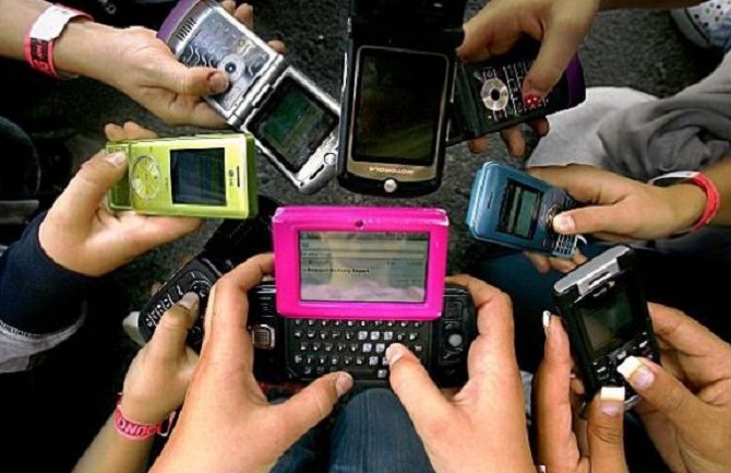 Evo koliko smo zavisni od mobilnih telefona
