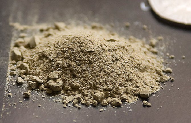 Zaplijenjeno sedam kilograma heroina u regionu Peći