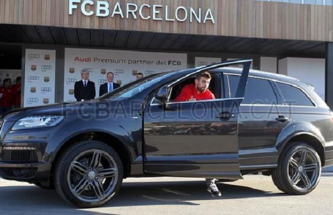 Fudbaleri Barselone dobili po Audi