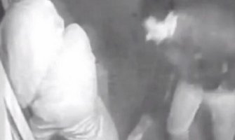 Beograd: Manijak pokušao silovti djevojčicu, sve snimile kamere (VIDEO)