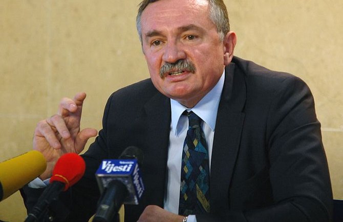 DN: Radulović remetio istragu protiv DF-a ''obrađivajući'' svjedoke?