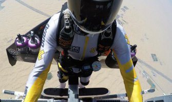 Čovjek na mlazni pogon leti nad Dubaijem (VIDEO)