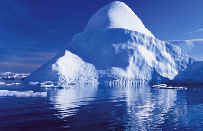 Topi se najveći glečer na Antarktiku