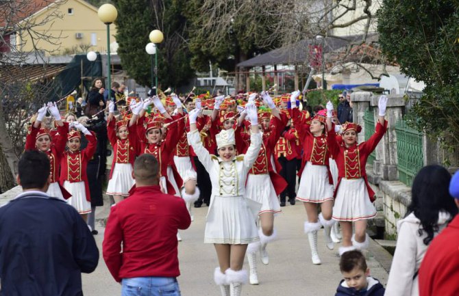 Grčki specijaliteti i muzika 13. februara u Herceg Novom