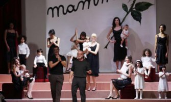 Kolekcija inspirisana majčinstvom: D&G oduševili  na Nedelji mode u Milanu