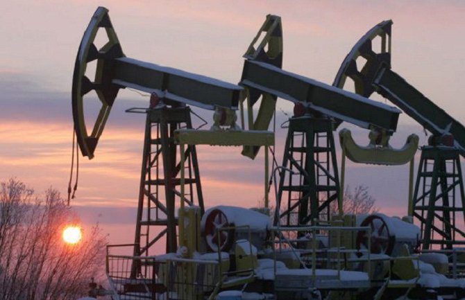 Cijena nafte tipa Brent porasla za 3,3 odsto