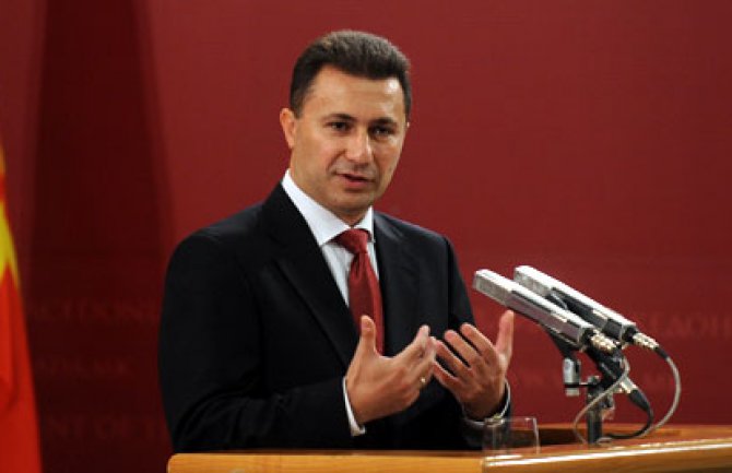 Gruevski sa lažnim pasošem prešao granicu, prerušio se tokom leta