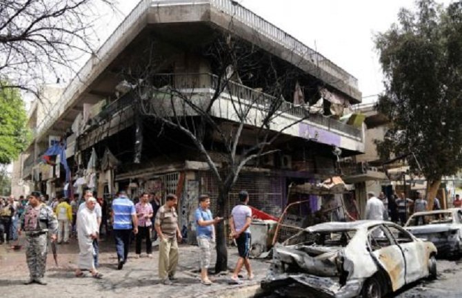 Irak: Bombaš samoubica ubio najmanje 14 ljudi 