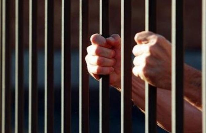 Tužba od 5miliona dolara: Zatvorenik tuži zatvor zbog erekcije od 91 sat
