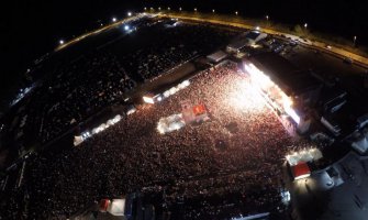 Spektakl na Jazu: Najveća žurka u Crnoj Gori ikada (VIDEO)