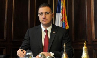 Stefanović: Uhapšene četiri osobe zbog prebijanja mladiće albanske nacionalnosti, pronađena i odjeća