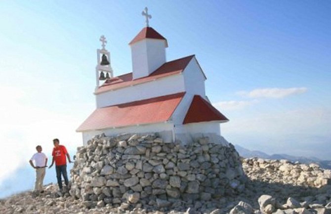 DNP: Nijednom Baraninu ne smeta crkva na Rumiji, ne dirajte svetinje