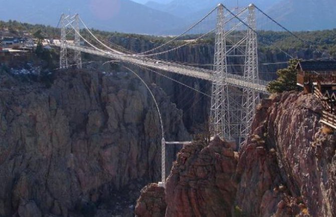 Zastrašujući mostovi koji će vas potpuno oduševiti (FOTO)