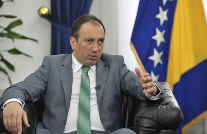 BIH neće priznati Kosovo niti ukinuti vize