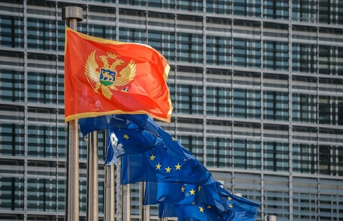 EU: Krizu riješite u parlamentu