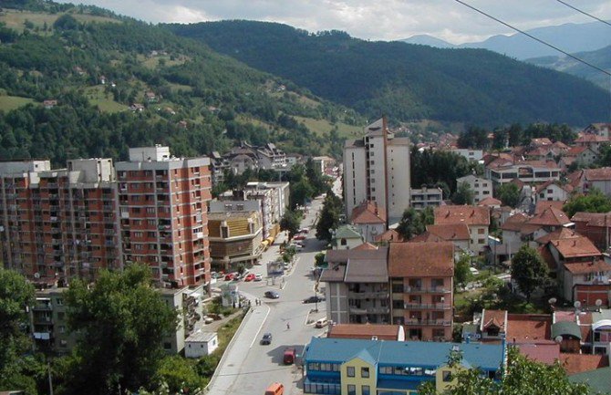Bjelopoljska URA: Građani mjesecima bez javnog prevoza na relaciji Bijelo Polje-Berane