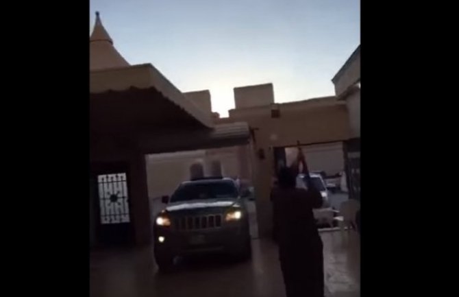 Evo kako porodica u Saudijskoj Arabiji proslavlja povratak kidnapovane kćerke(VIDEO)