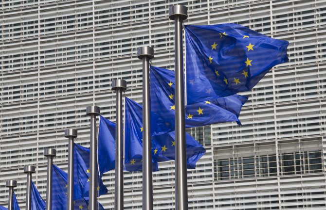 Evropska komisija: Kosovu nisu ukinute vize