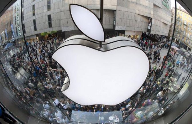 Kina: Uhapšena 22 radnika ''Apple''-a zbog krađe privatnih podataka