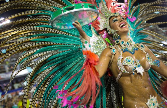 RIO: Milioni na karnevalu uprkos virusu zika
