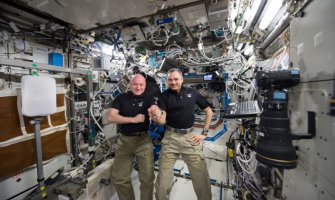 Američki i ruski astronauti se najzad vratili na Zemlju