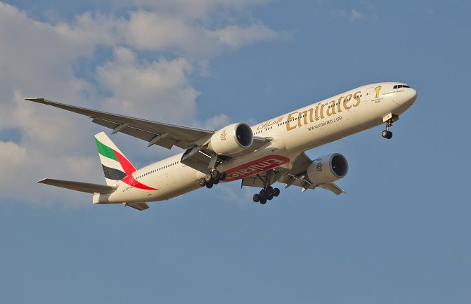 Putniku Fly Emiratesa u avionu ukradeno 200.000 dolara i dva vrijedna sata