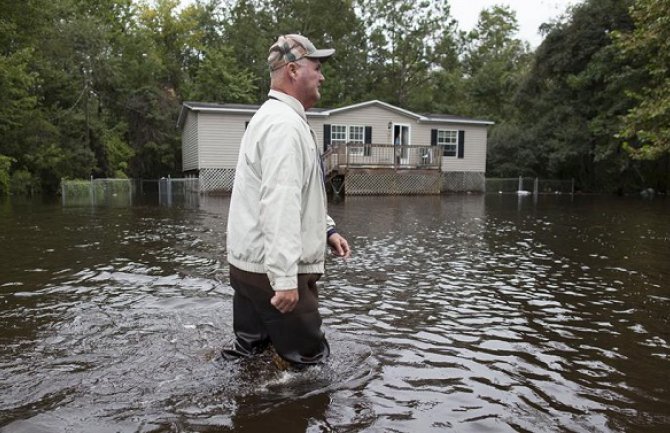 Poplave u SAD: Najmanje četvoro poginulo, a troje ljudi nestalo 
