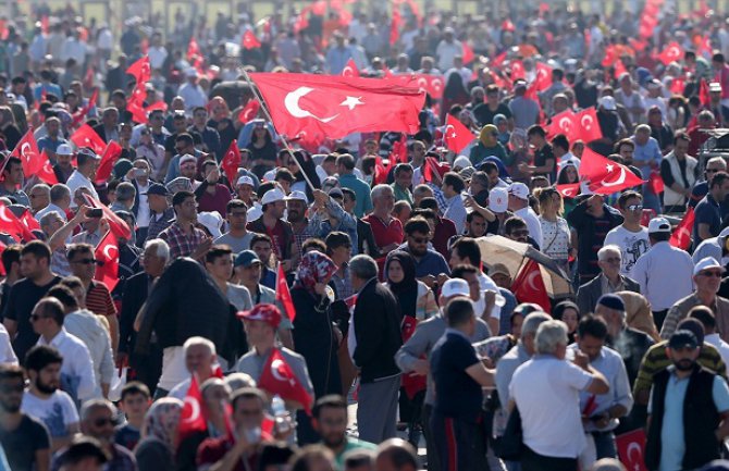 Turska slavi godišnjicu otomanskog osvajanja Carigrada (Foto)