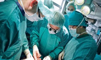 Hirurg otkrio najbizarnije slučajeve u 2017.godini