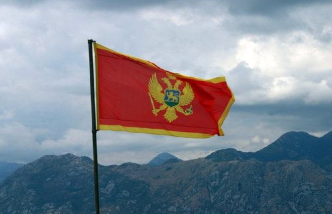 Kocijančič: Himna da okuplja, a ne da podijeli crnogorsko društvo