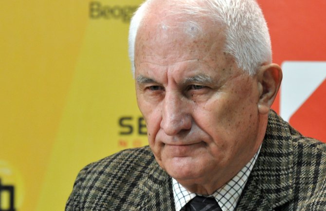 Bećković: Crnogorci su prva nacija bez đeda