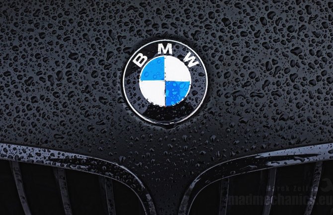 Ekspresna pljačka: Za manje od dva minuta ukrali četiri BMW-a (VIDEO)