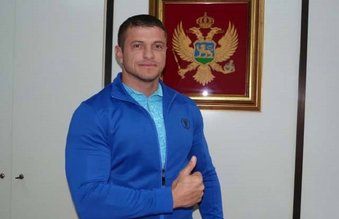 Bjelopoljac potvrdio svjetsku klasu: Blagoje Baošić vicešampion u powerlifting-u!