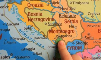 Srpski, hrvatski, bosanski i crnogorski jezik razdvojeni samo iz političkih razloga