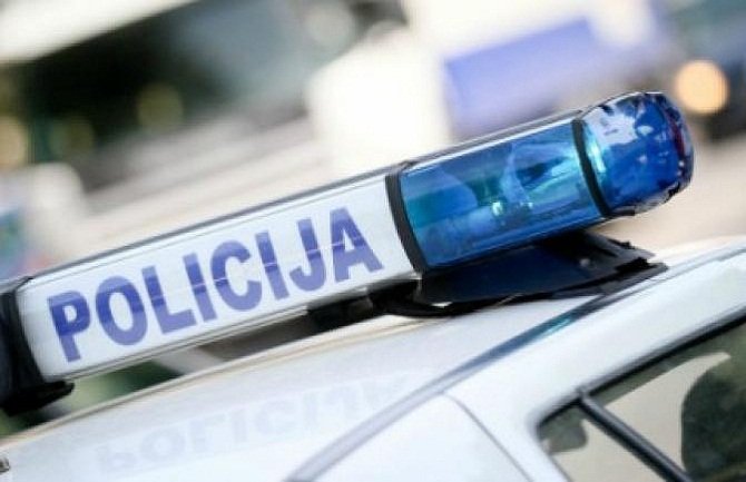 Hapšenje u Podgorici: U autu nađena eksplozivna naprava