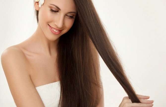 Ispravlja kosu bolje od keratina, žene poludjele za ovim tretmanom (VIDEO)