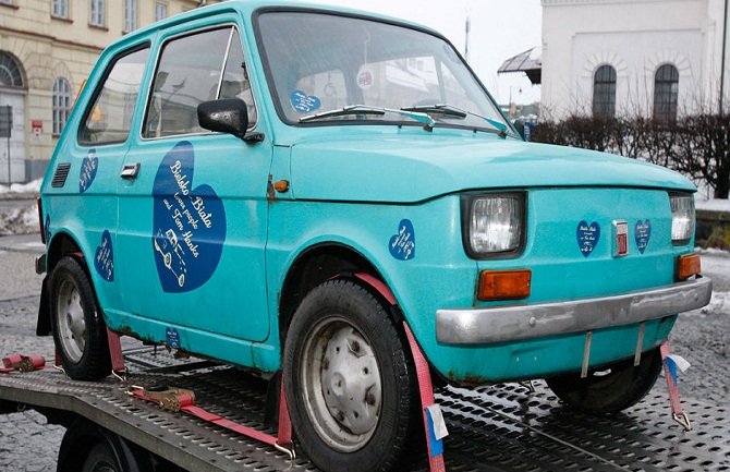 Poljski grad nudi Tomu Henksu automobil na poklon