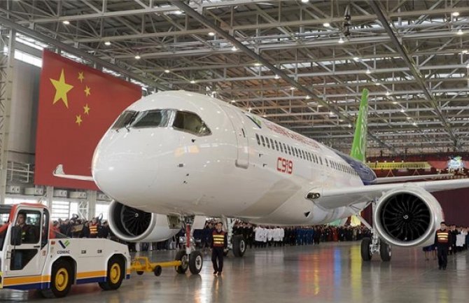 Prvi veliki kineski putnički avion premijerno će poletjeti ove godine (VIDEO)