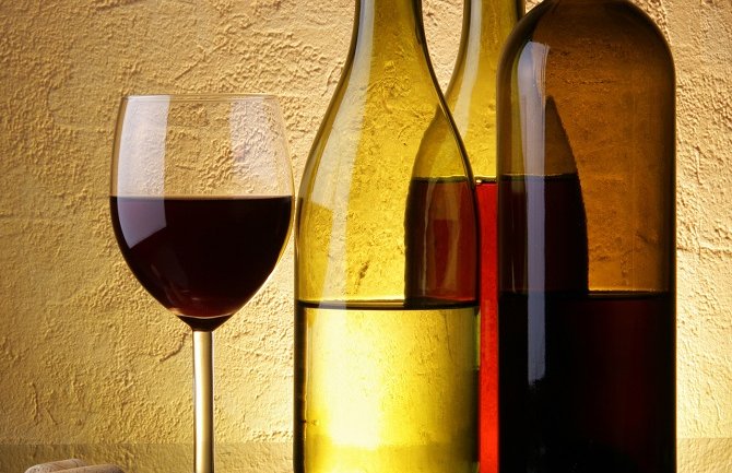 Naizgled nevažan detalj na flaši za vino  ima više od jedne svrhe