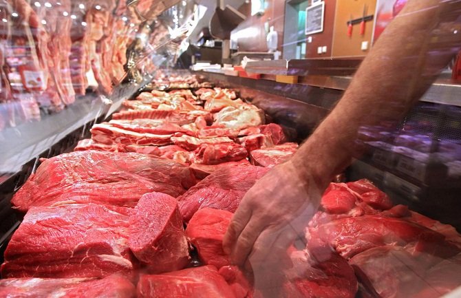 Zabranjen uvoz preko 34 tone mesa zbog afričke kuge svinja 