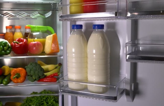 Ukoliko mlijeko držite u vratima frižidera premjestite ga jer može biti otrovno!