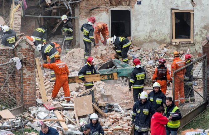 Poljska: Srušila se stambena zgrada, više poginulih