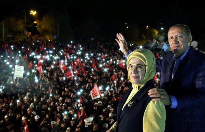 Erdogan: Prvi put rukom civilne politike mijenjamo sistem vođenja države