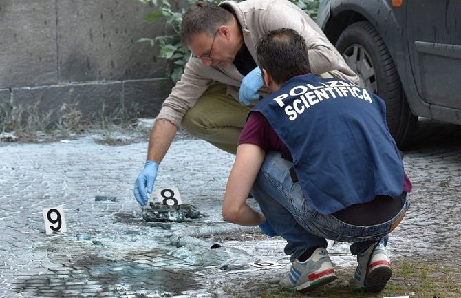 Rim: Eksplodirale dvije bombe u centru grada